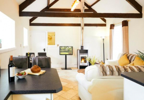 Barn Cottage Deluxe - hot tub